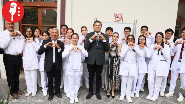 USEP inicia ciclo escolar con 3 mil 515 estudiantes y anuncia nuevo campus en Puebla