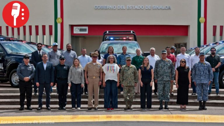 Sinaloa entrega patrullas y radios a 17 municipios para reforzar seguridad