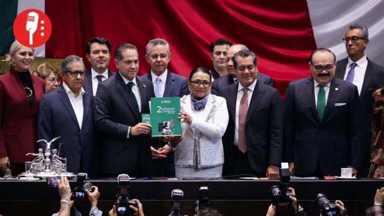 Rosa Icela entrega en cinco minutos el Informe de Sheinbaum
