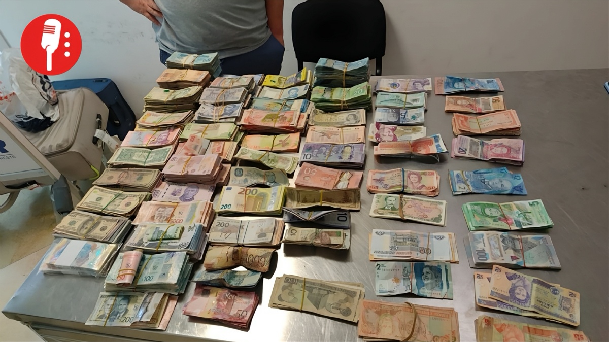 Aduanas asegura más de 1.7 millones de pesos en divisas en Cancún