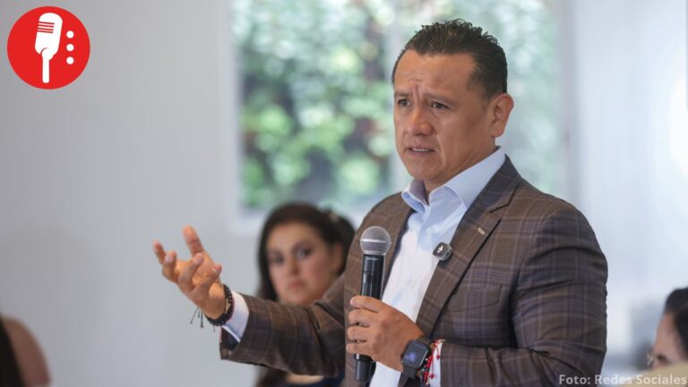 Carlos Torres Piña respalda a Ariadna Montiel y rechaza acusaciones de Maru Campos