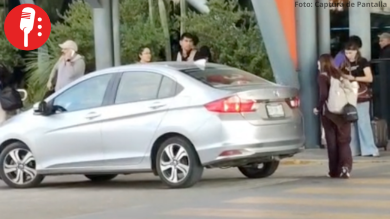 Taxis pirata persisten en aeropuertos de Monterrey y Guadalajara pese a denuncias