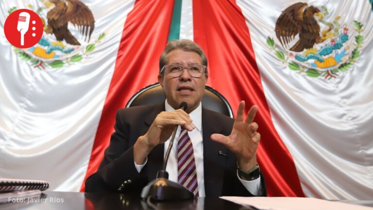 Monreal propone descontar salario a diputados que abandonen el Pleno