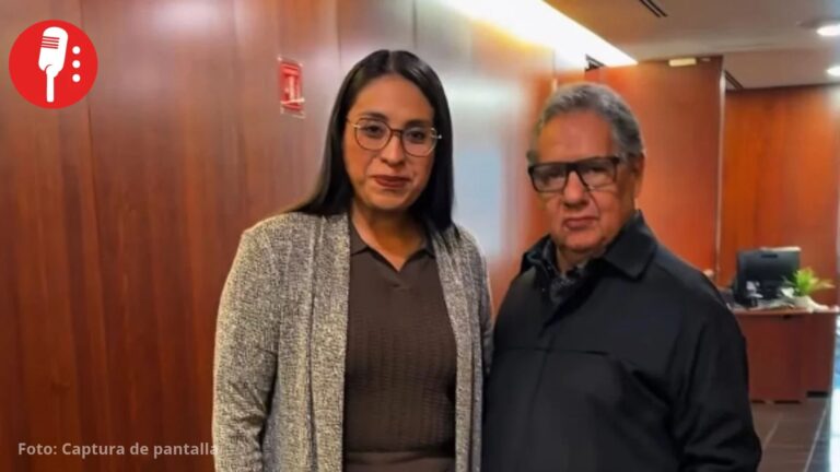 Higinio Martínez recibe en el Senado a Nancy Nápoles, alcaldesa que simuló su secuestro