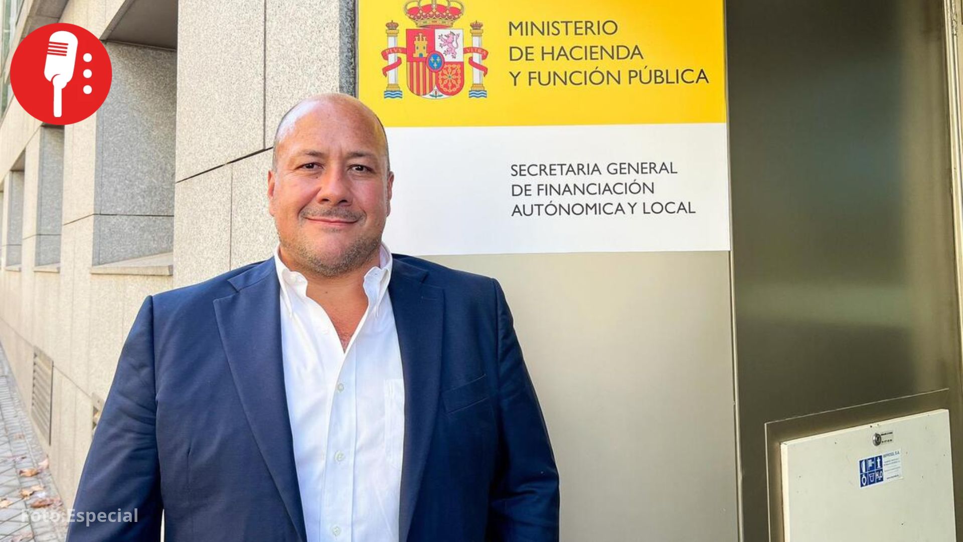 Alfaro vive en España mientras Guadalajara padece el agua sucia que no resolvió