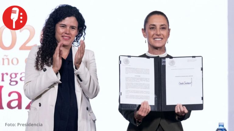 Sheinbaum firma decreto para proteger a menores en plataformas digitales
