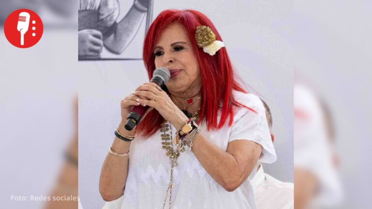 Layda Sansores llama “cobardes” a estudiantes durante acto en Campeche