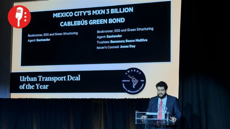 CDMX gana premio internacional por el bono verde del Cablebús