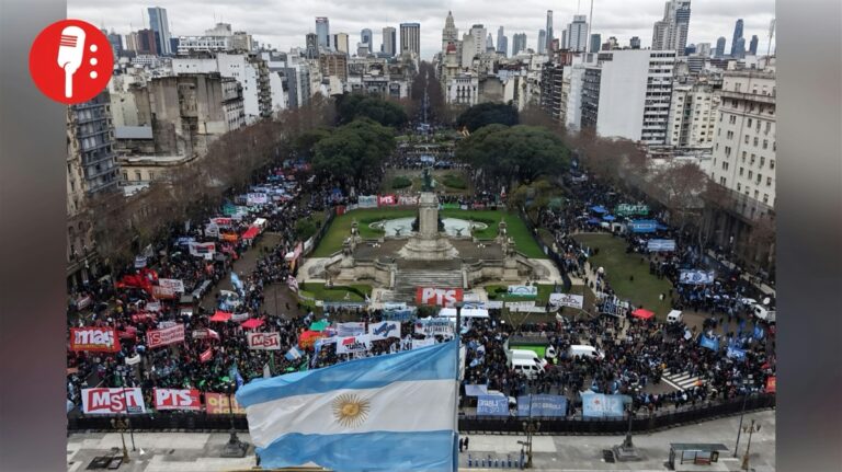 Milei viaja a España y deja a Argentina entre protestas y despidos