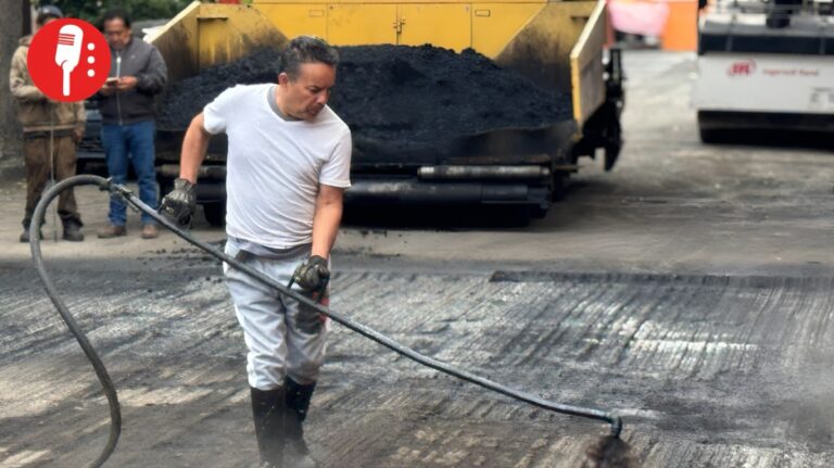 Azcapotzalco repavimenta más de mil 300 metros cuadrados en 24 horas